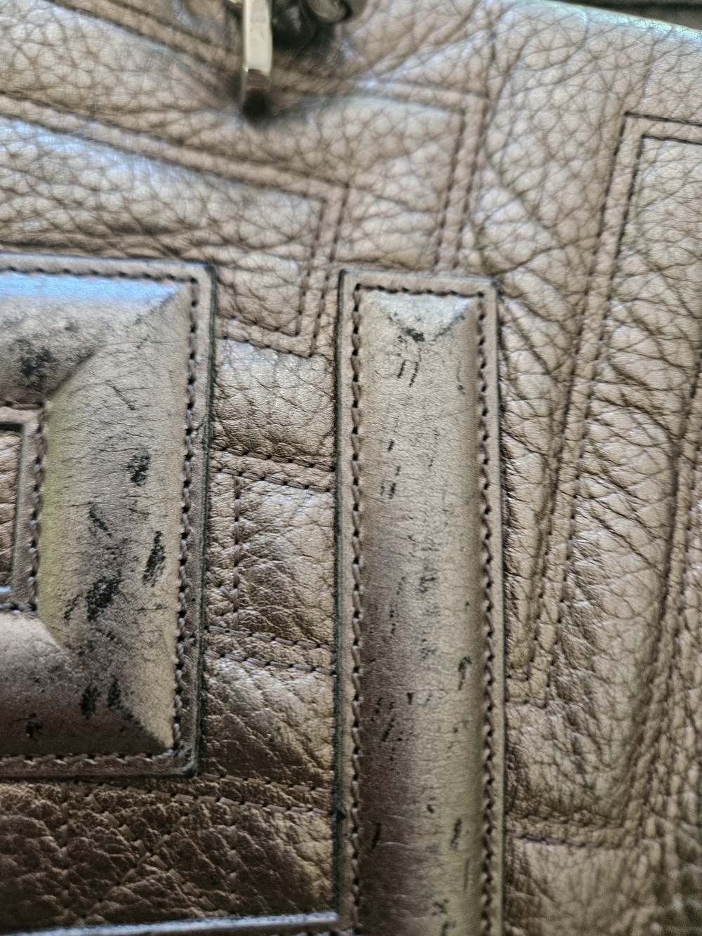 Versace leather shoulder bag in silver quilted - Picture 5 of 8